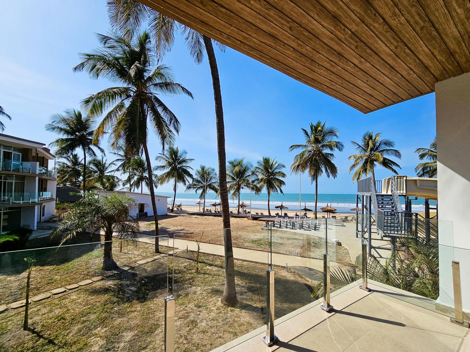 Kombo Beach Resort Serrekunda Eksteriør billede
